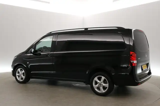 Mercedes-Benz Vito view 4