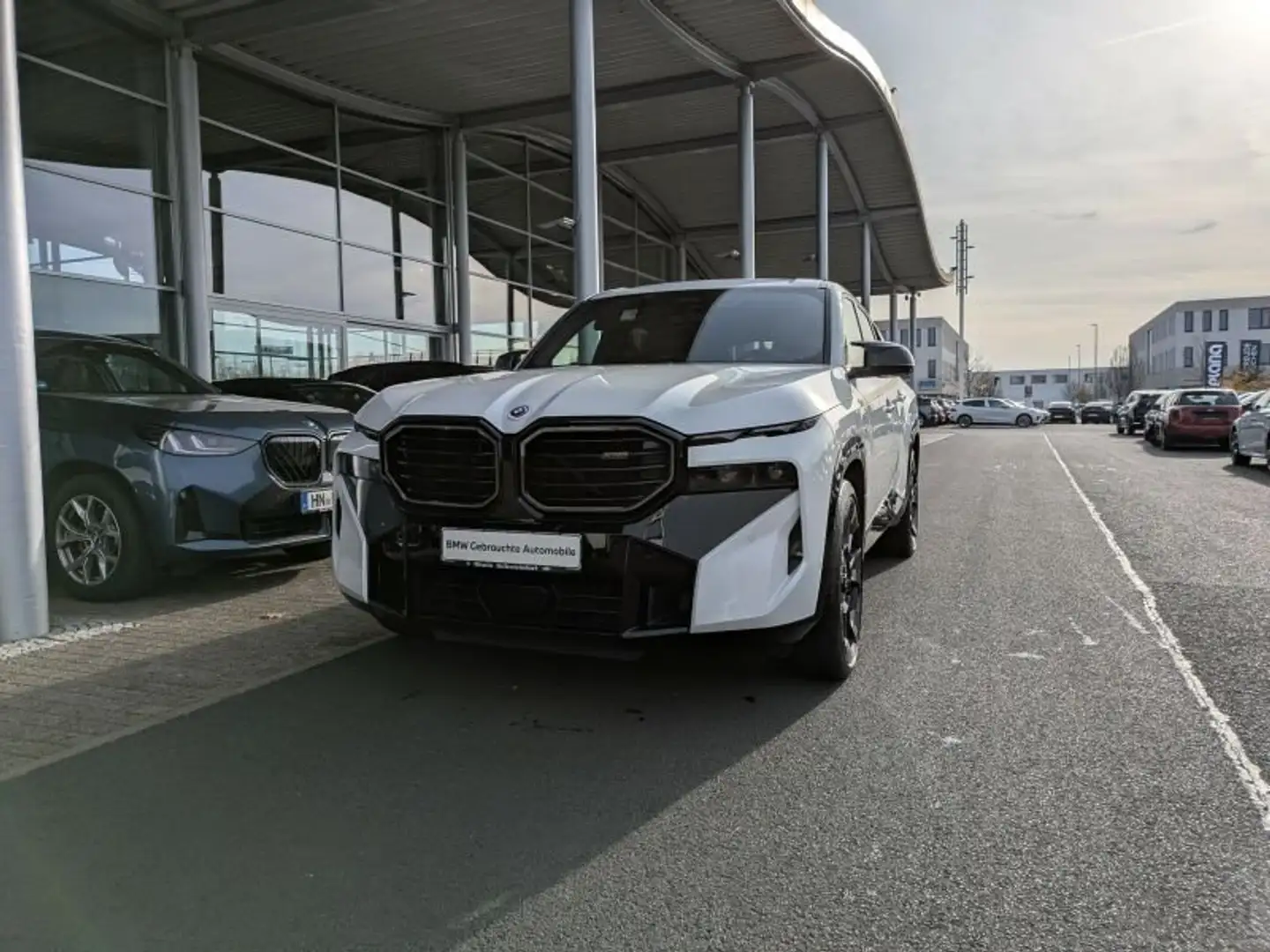 BMW XM M Drivers.Softclose.SI Plus 5 Jahre/100000 KM M Dr Weiß - 2