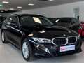 BMW 320 i Touring AT *Panoramadach* Schwarz - thumbnail 3