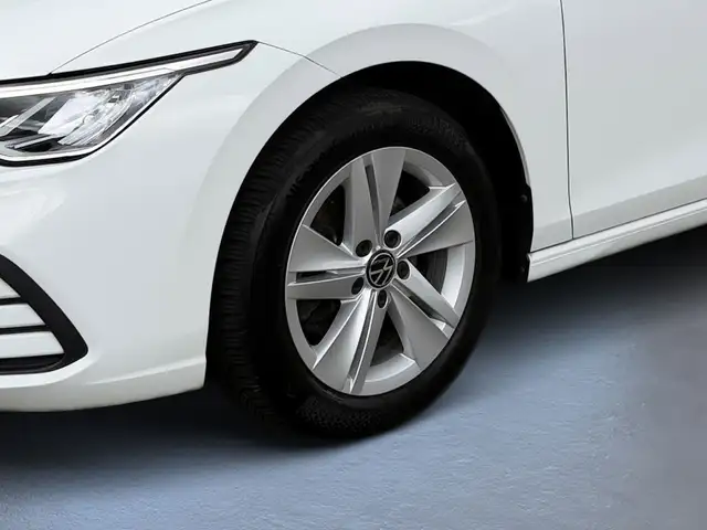 Volkswagen Golf view 6