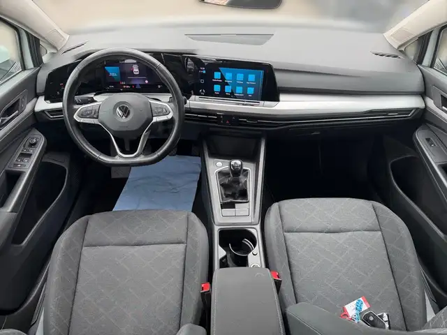 Volkswagen Golf view 11