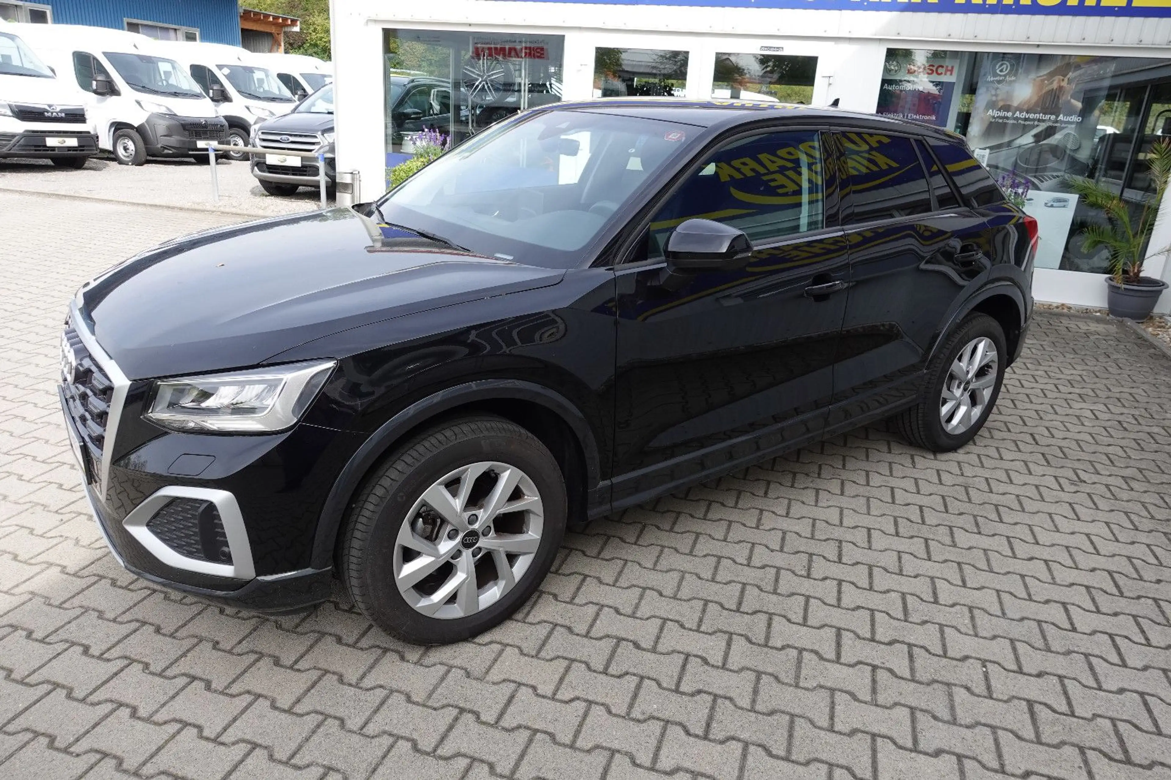 Audi Q2 35 TFSI advanced DSG LED SHZ RFK