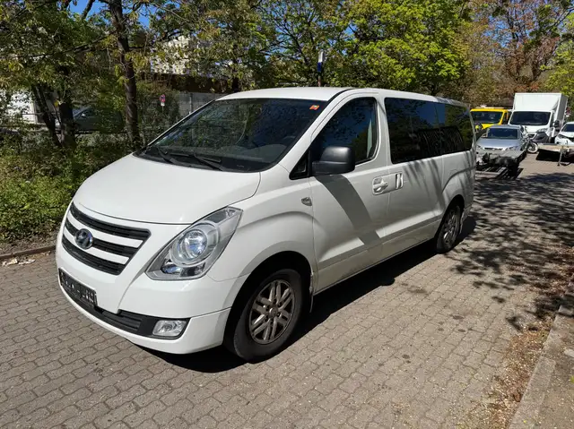 Hyundai H-1 H-1 2.5 CRDi Travel Trend