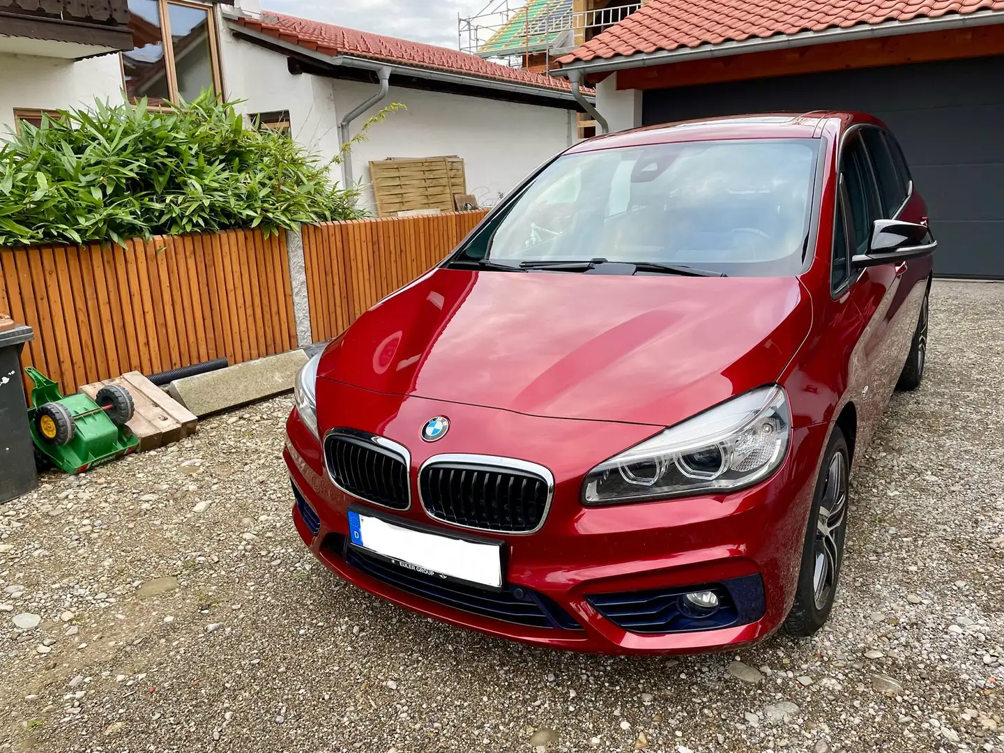 BMW 216 2er Gran Tourer Diesel 216d Gran Tourer Sport Line Czerwony - 2