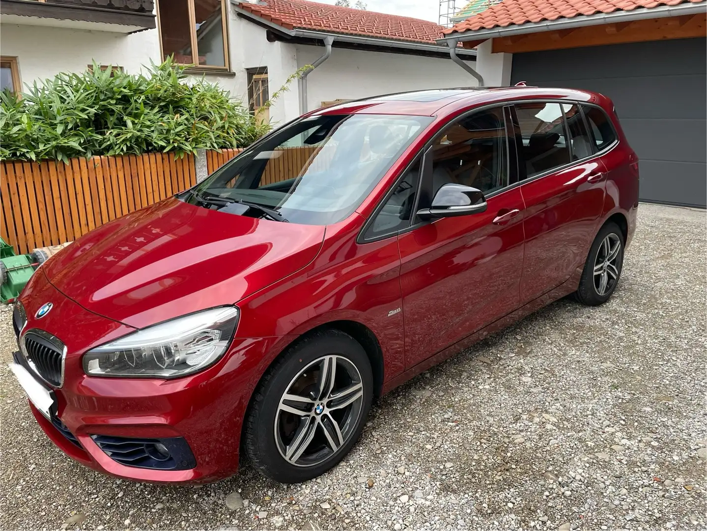 BMW 216 2er Gran Tourer Diesel 216d Gran Tourer Sport Line Czerwony - 1