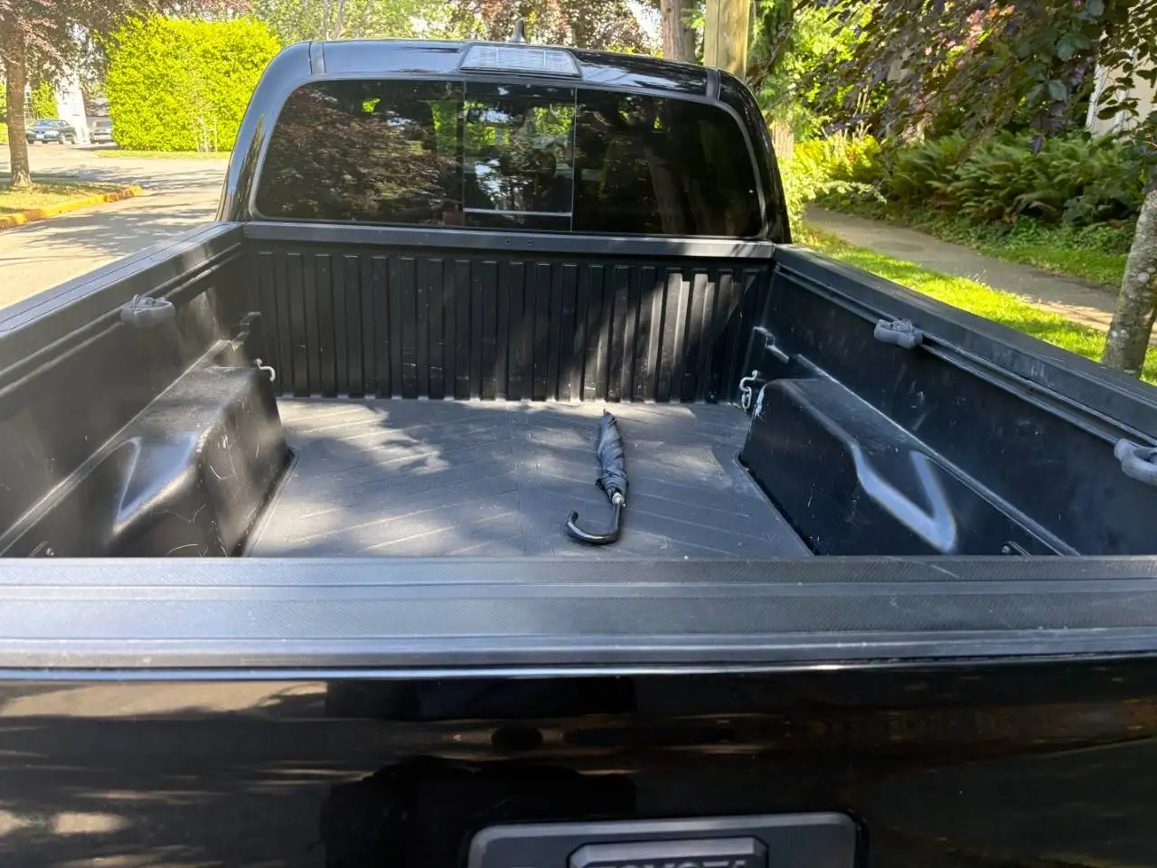 Toyota Tacoma снимка Toyota Tacoma