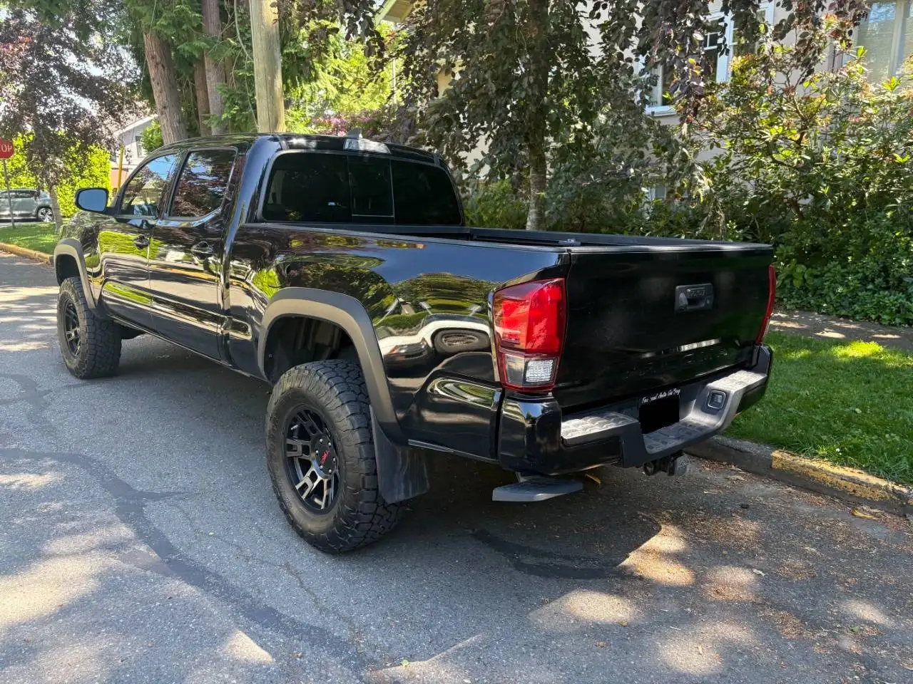 Toyota Tacoma снимка Toyota Tacoma