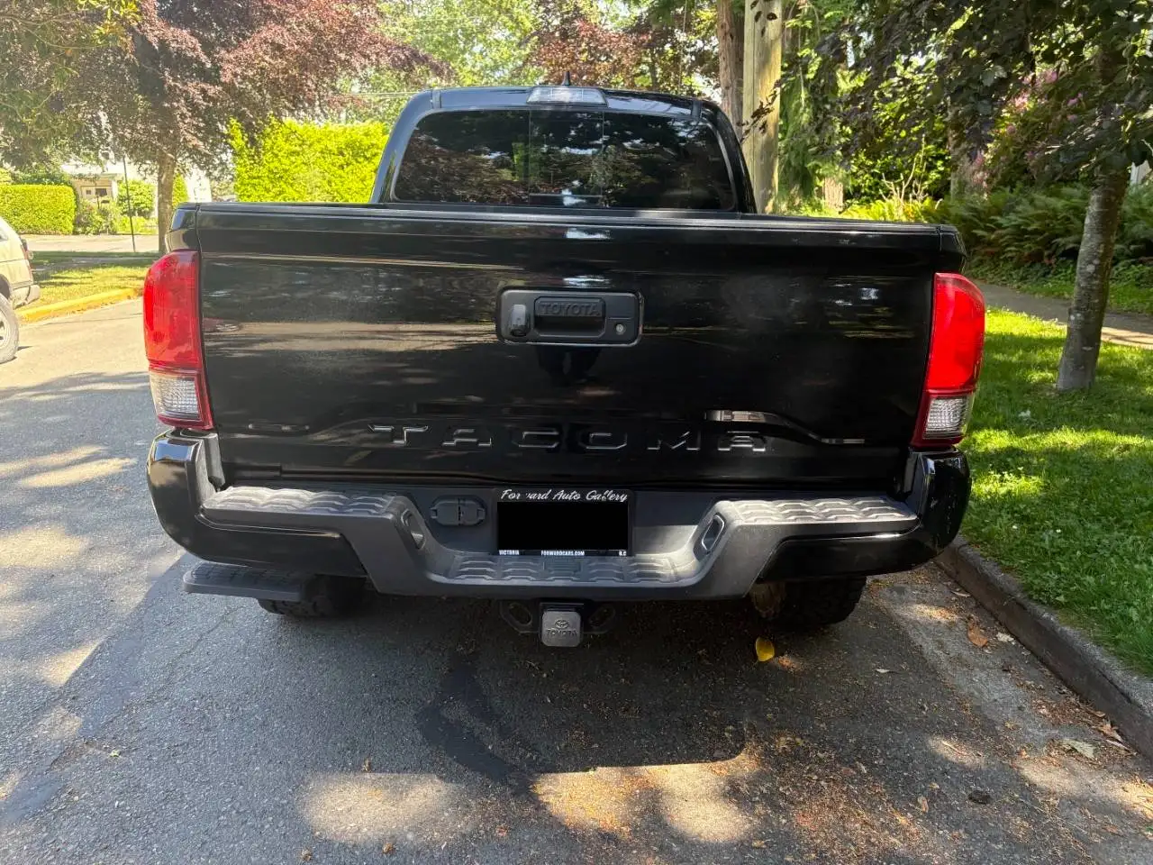 Toyota Tacoma снимка Toyota Tacoma