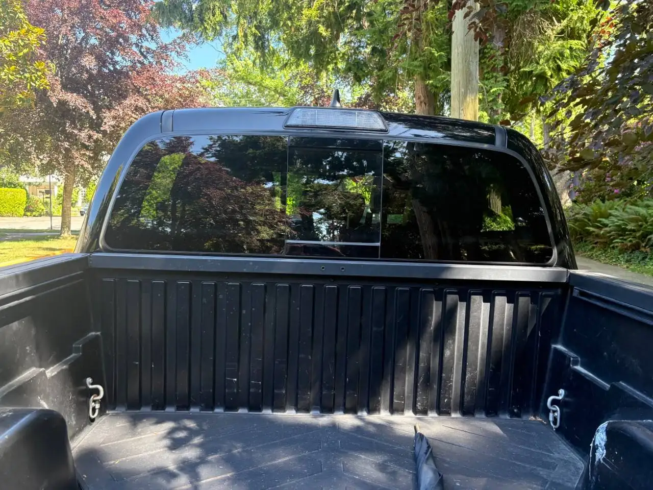 Toyota Tacoma снимка Toyota Tacoma