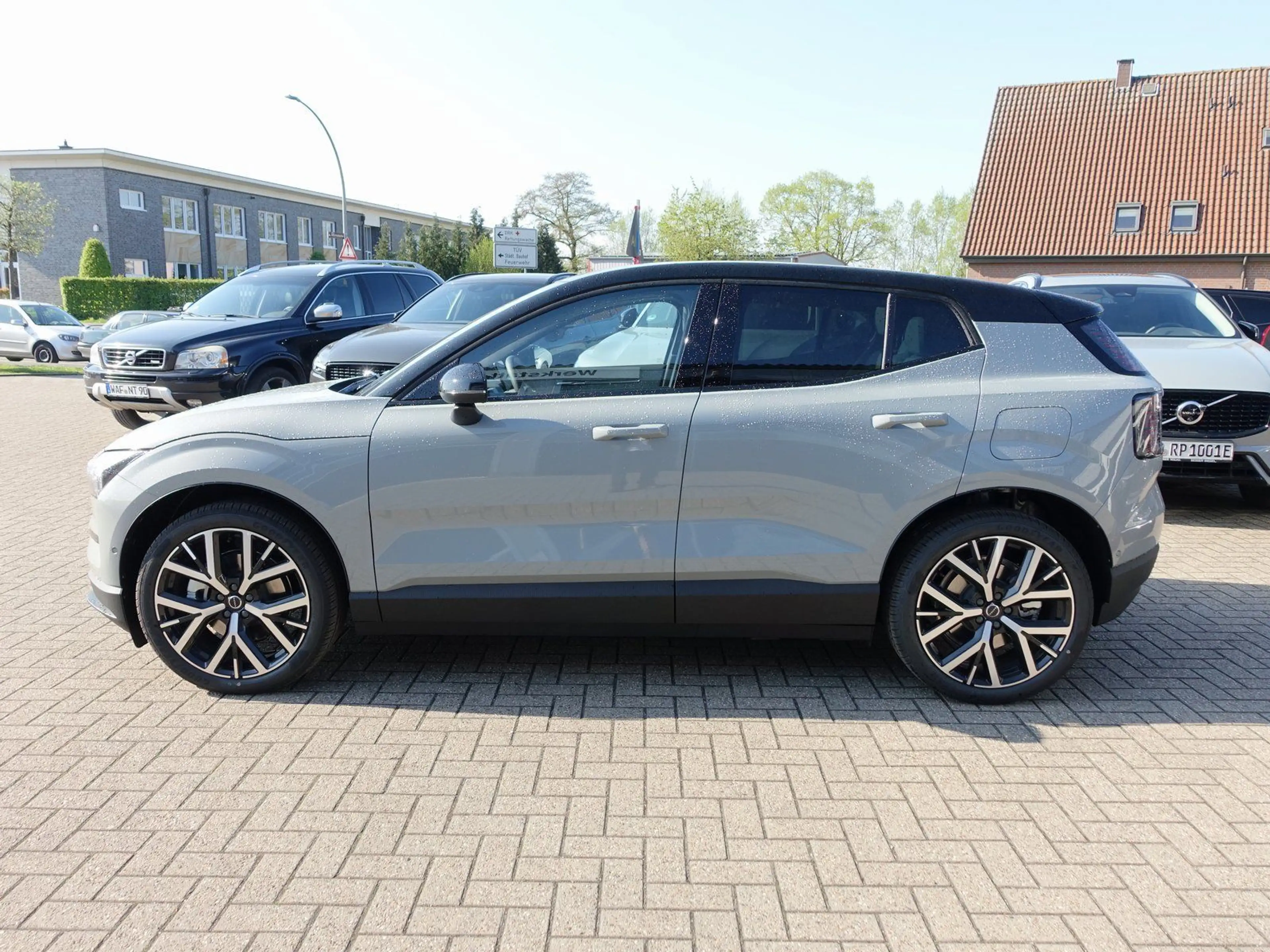 Volvo EX30 Ultra Single Extended Range/Pano/360°Cam — photo 7