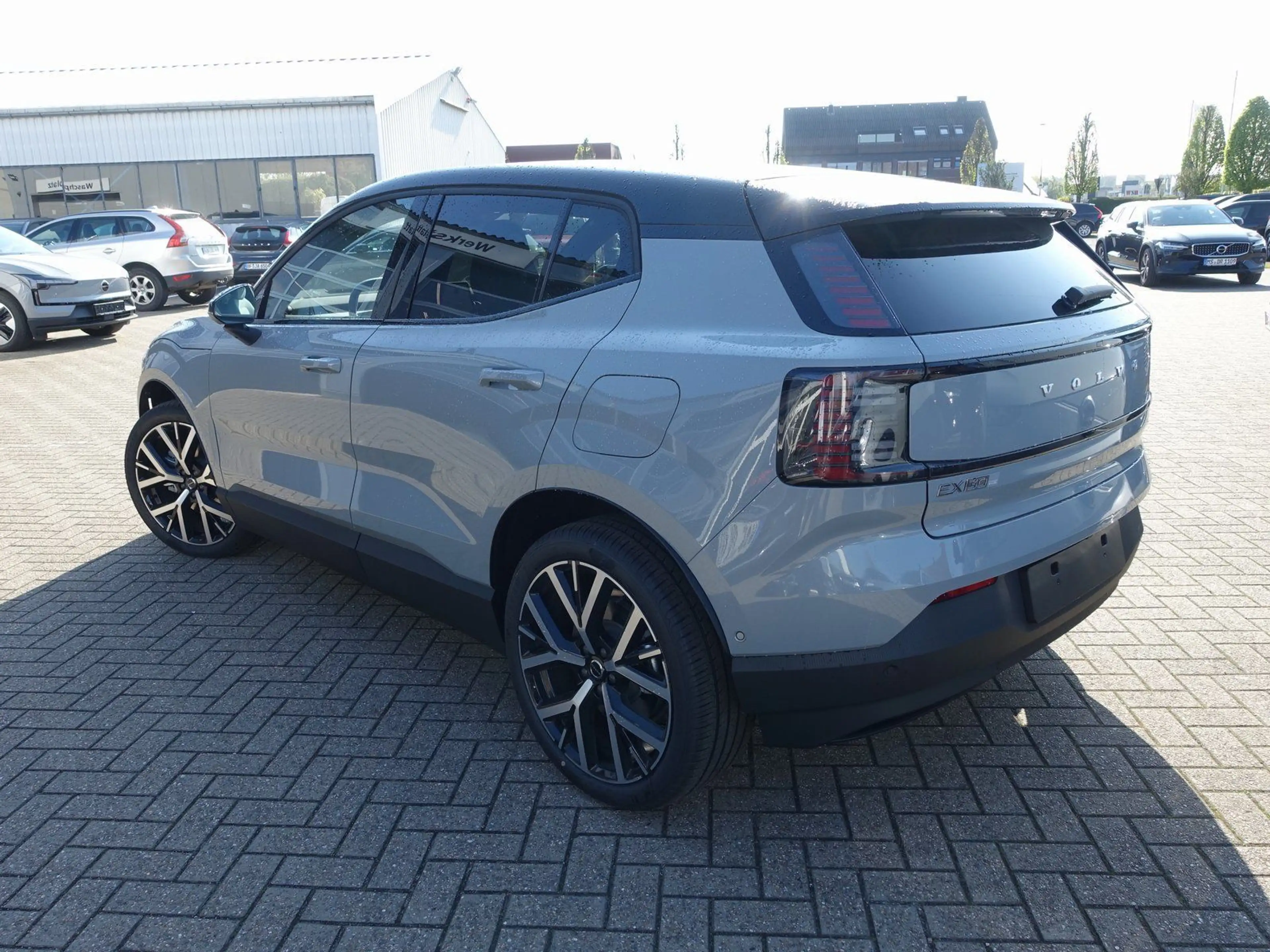 Volvo EX30 Ultra Single Extended Range/Pano/360°Cam — photo 4