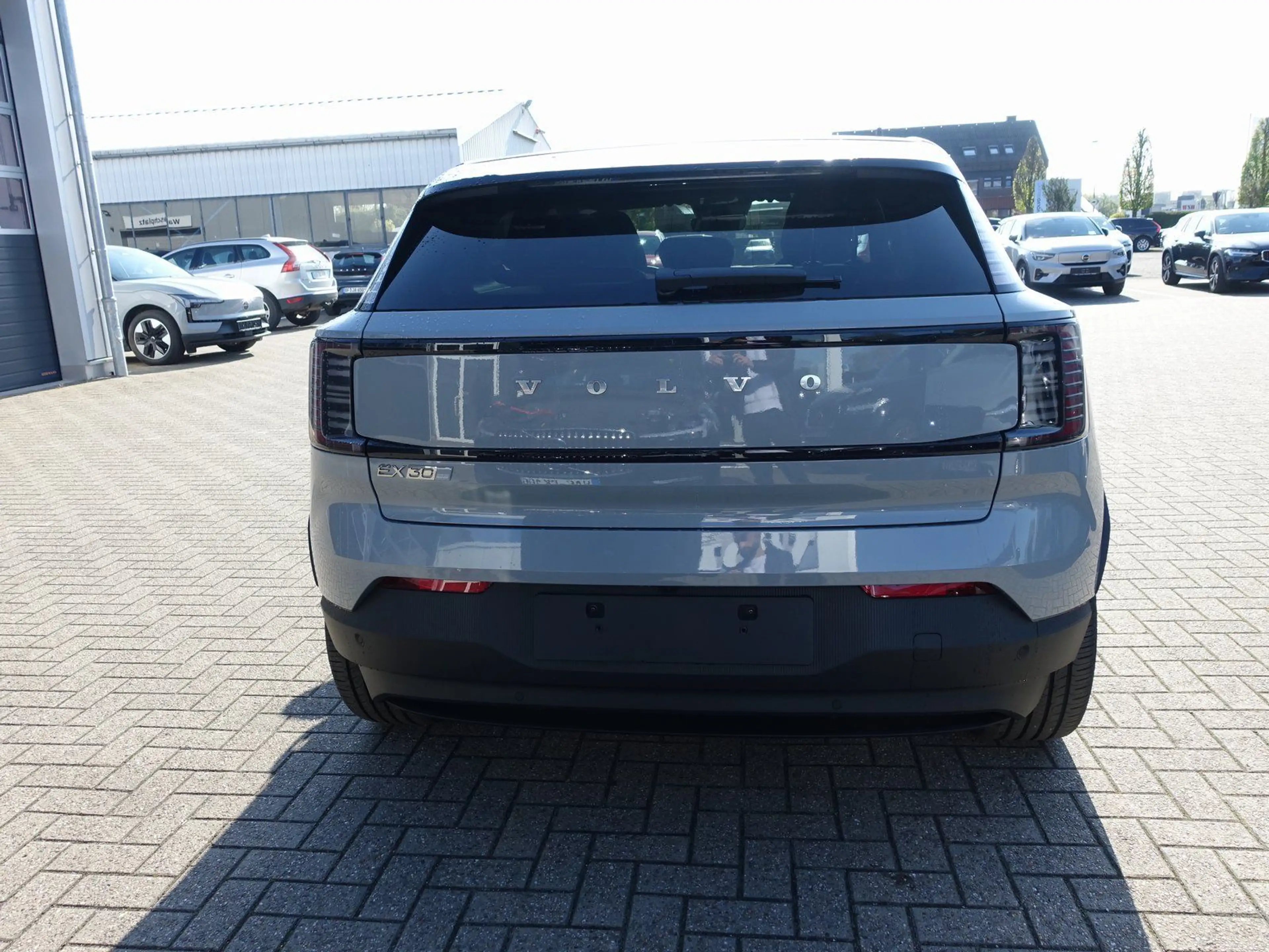Volvo EX30 Ultra Single Extended Range/Pano/360°Cam — photo 6
