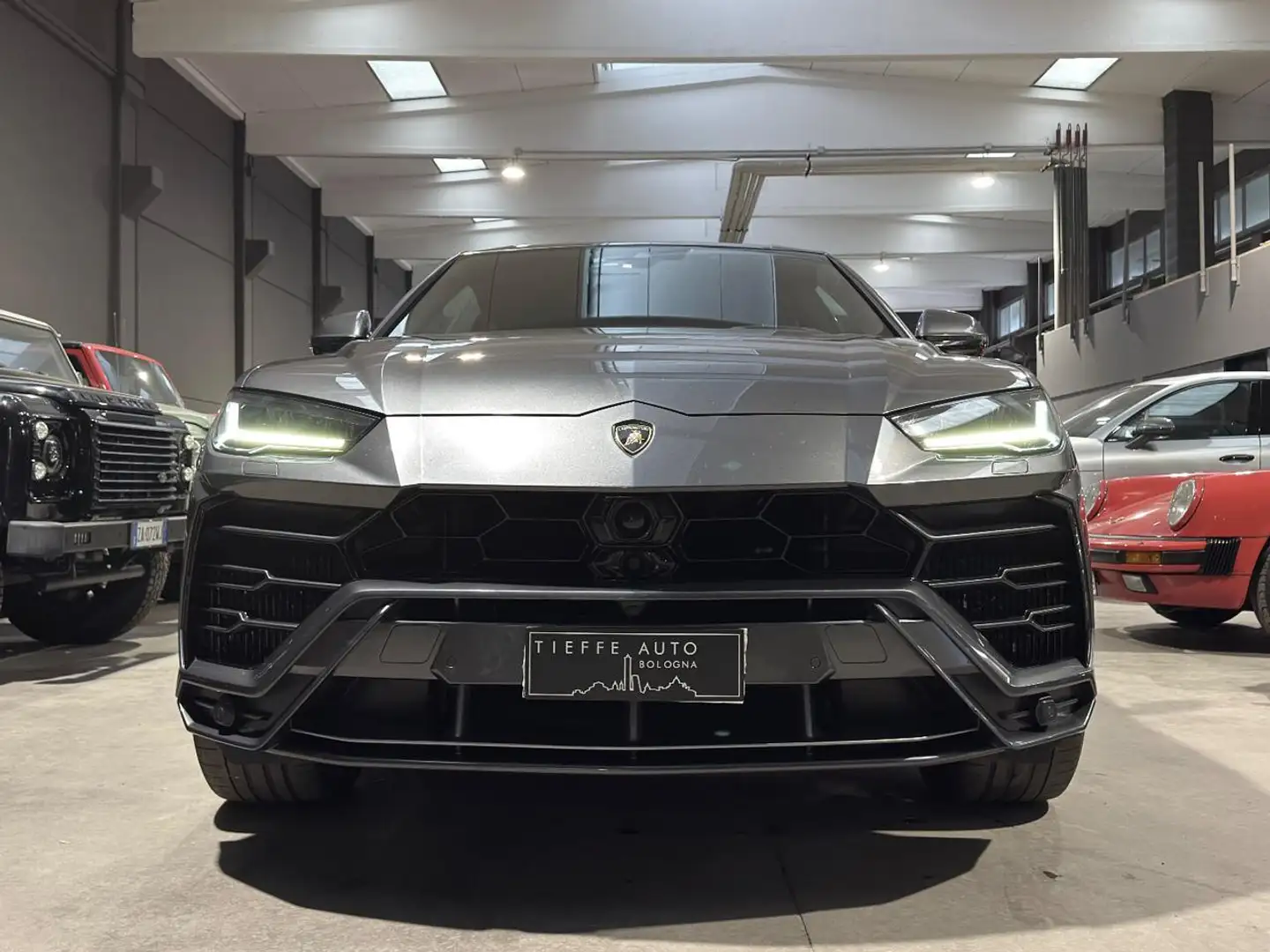 Lamborghini Urus 4.0 Grigio - 2