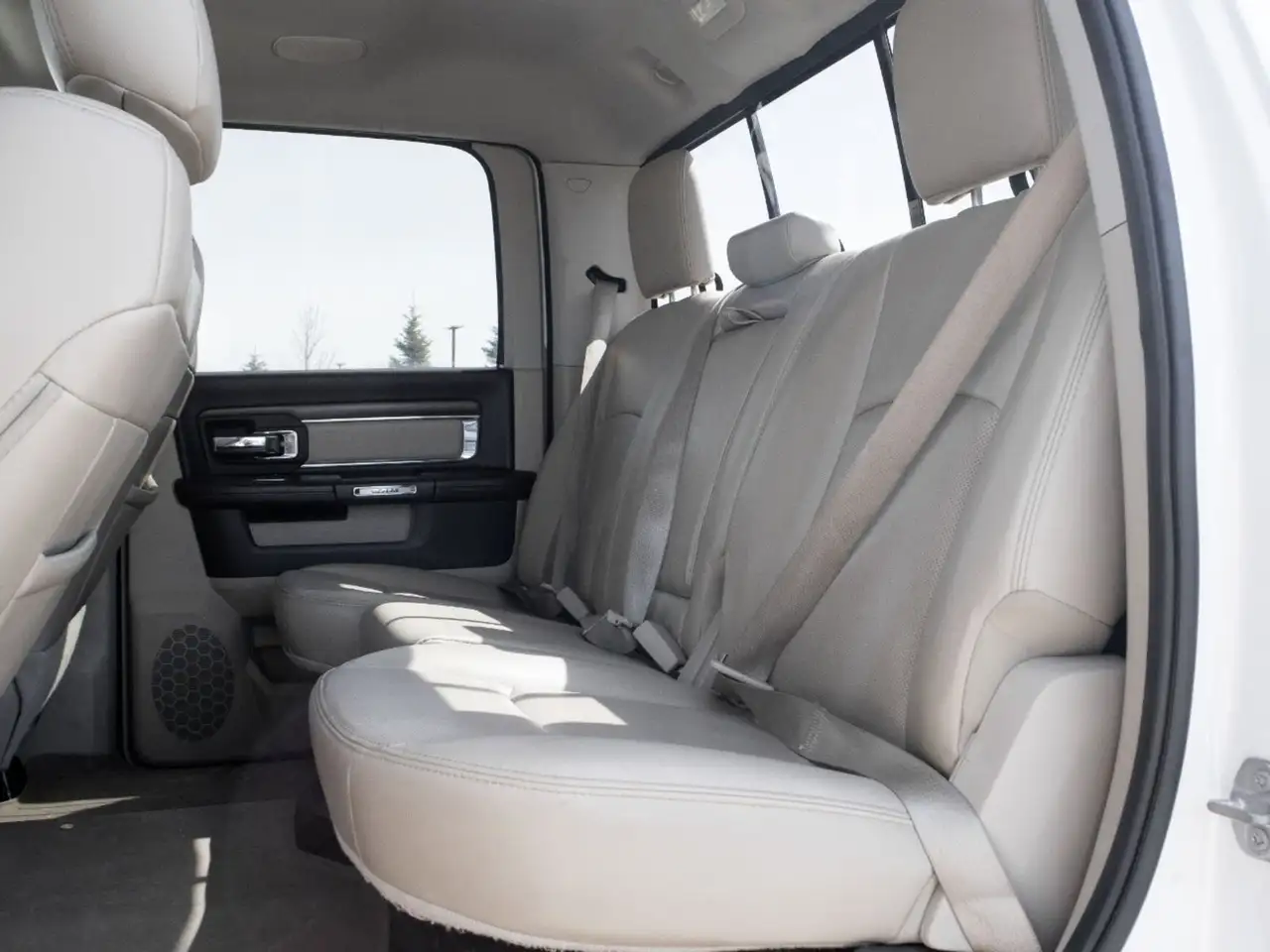 RAM 2500 снимка RAM 2500