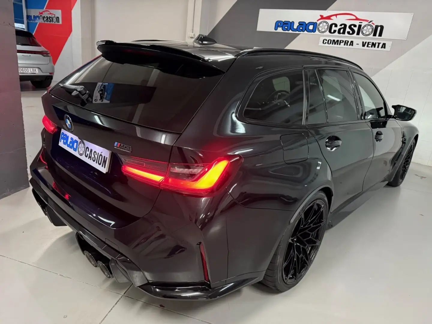 BMW M3 Competition Touring MxDrive Negro - 2