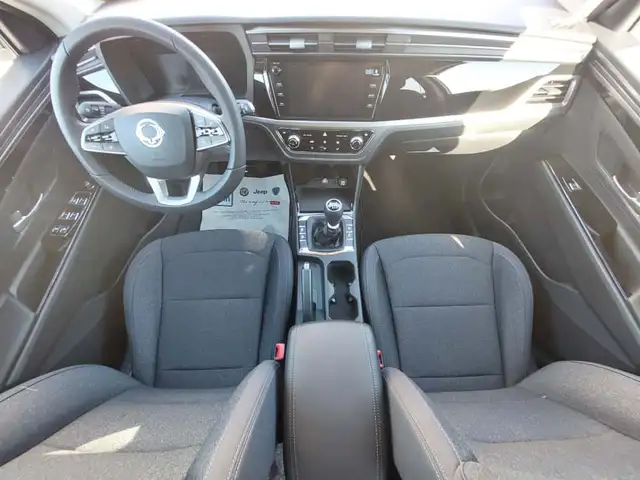 KGM Korando view 9