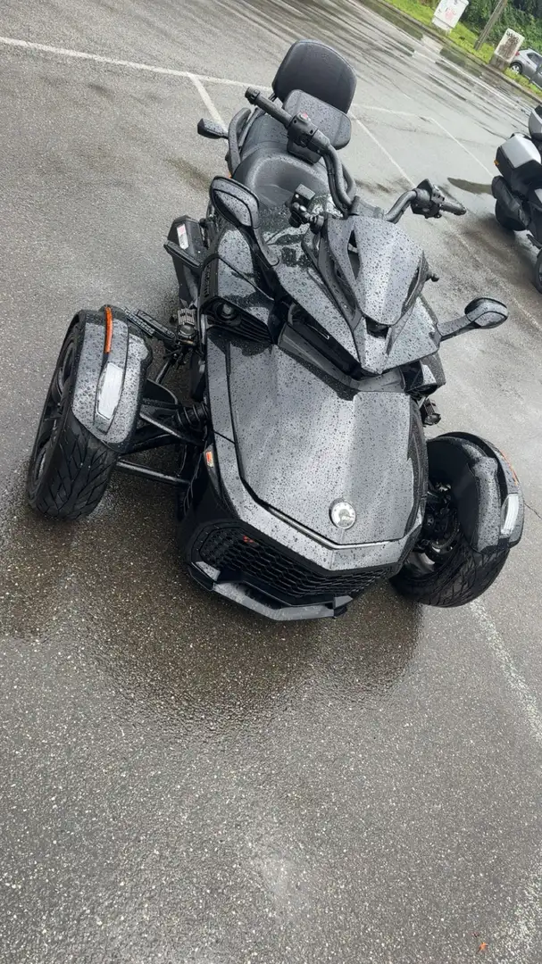 Can-Am Spyder F3 - 1