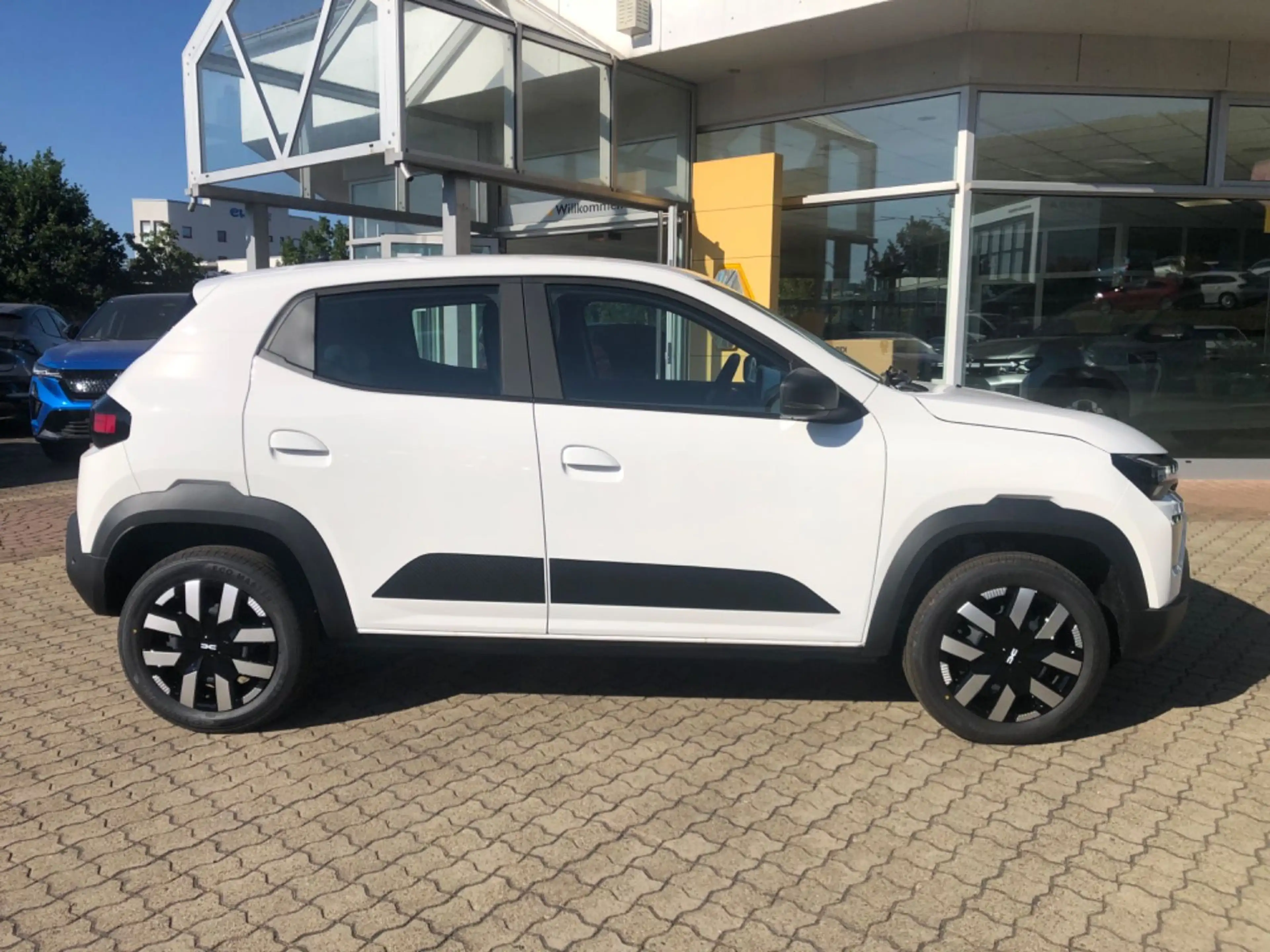 Dacia Spring Electric Expression — photo 15