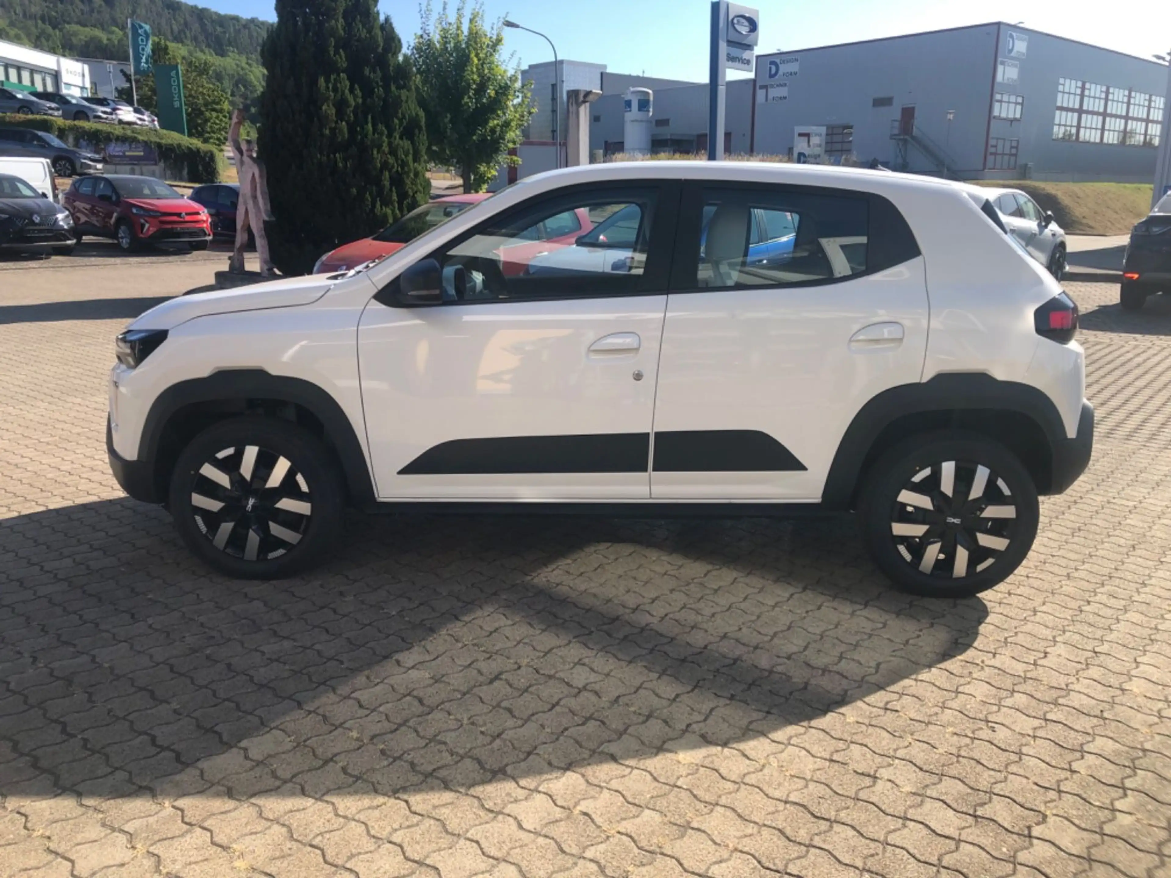 Dacia Spring Electric Expression — photo 11