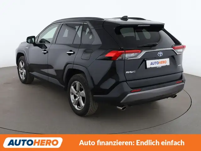 Toyota Rav4 view 4
