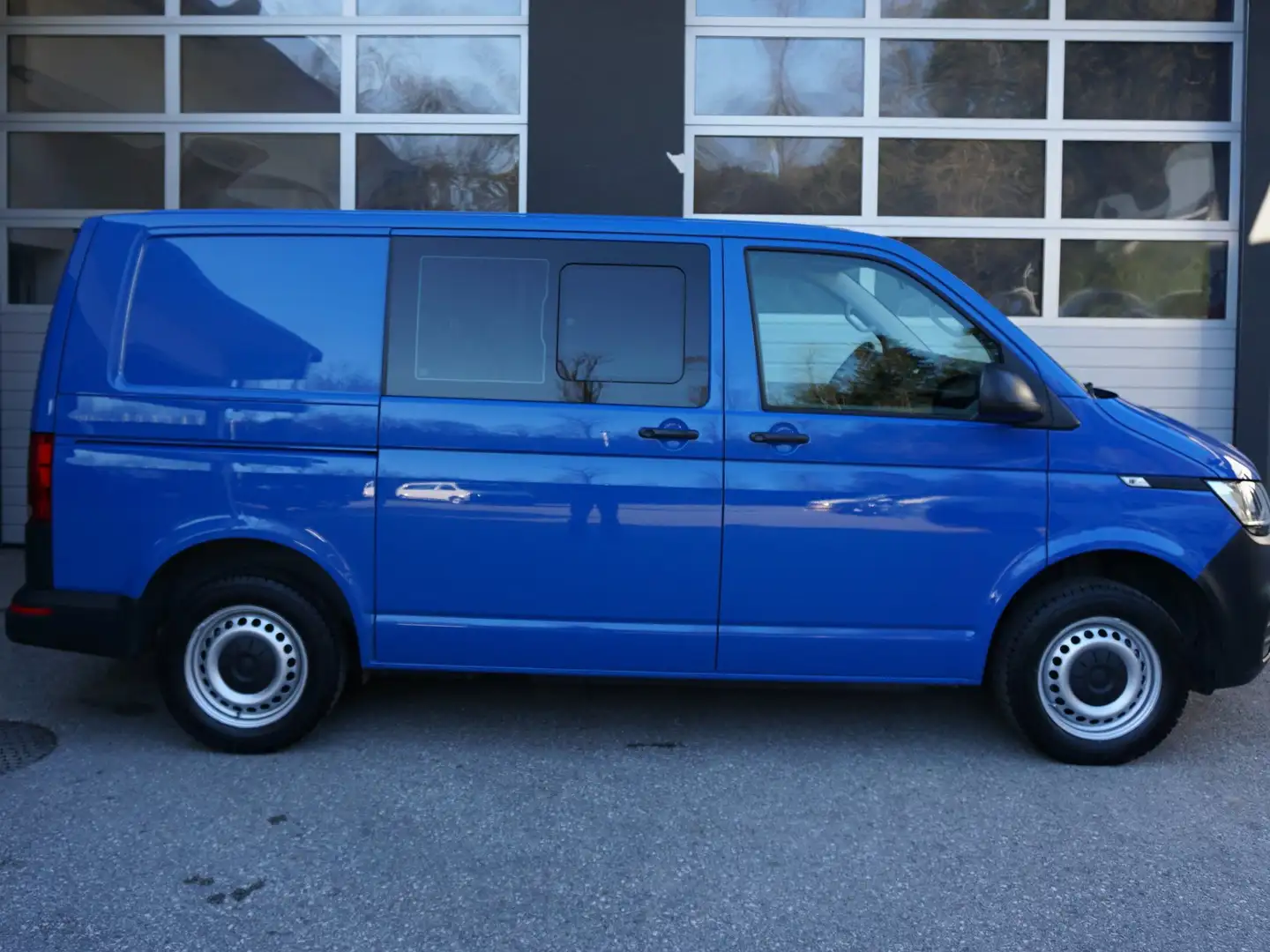 Volkswagen T6 Transporter PLUS Comfortline 4Motion Blau - 2