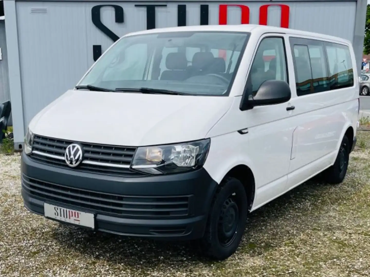 Volkswagen T6 Kombi Biały - 1