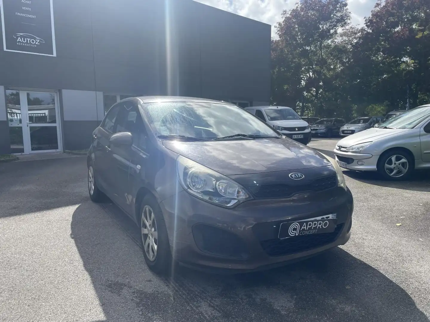 Kia Rio Rio 1.2i - 85  III  Active PHASE 1 Brun - 2