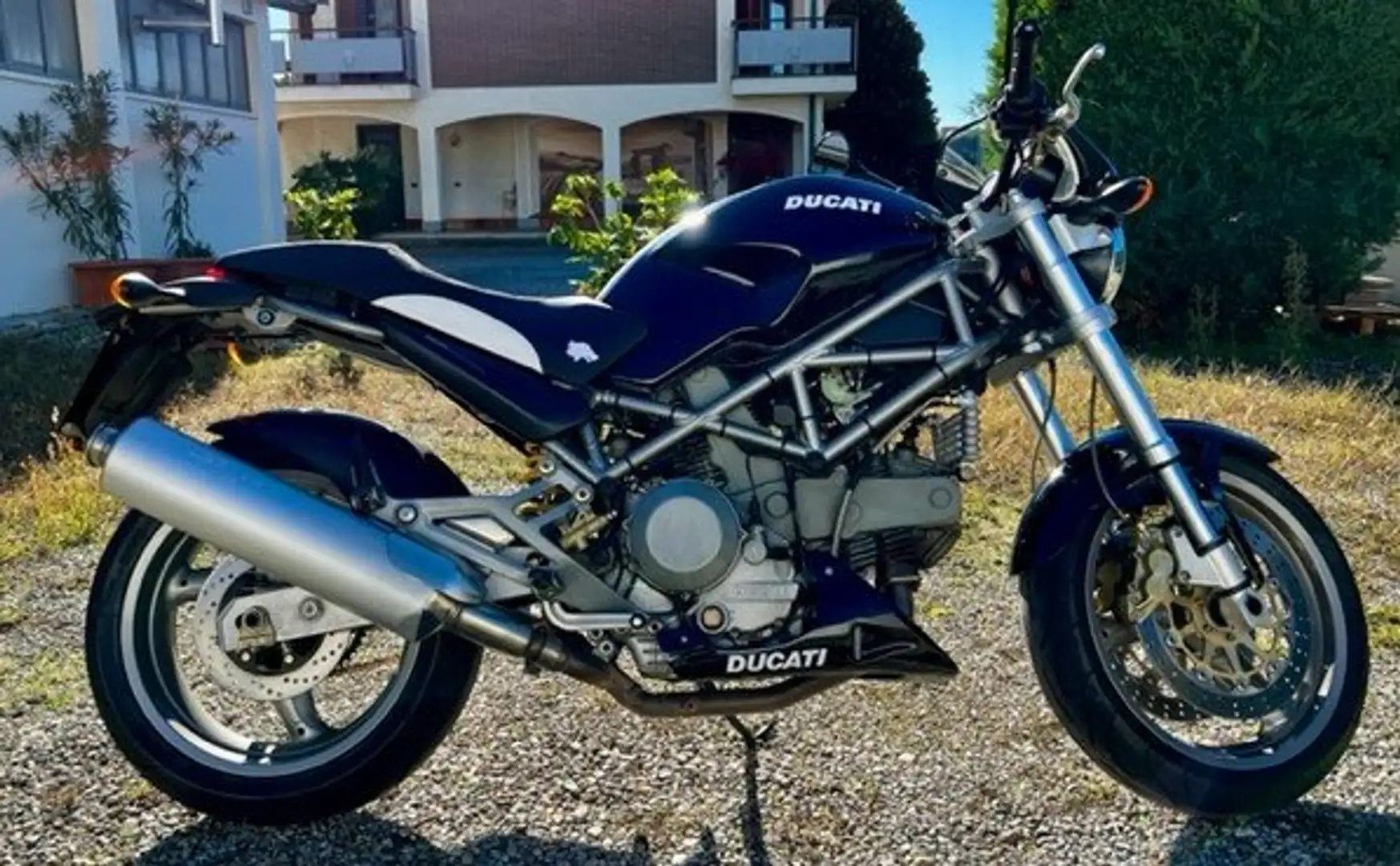 Ducati Monster 900 i.e. Noir - 1