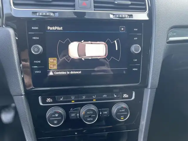 Volkswagen Golf view 11