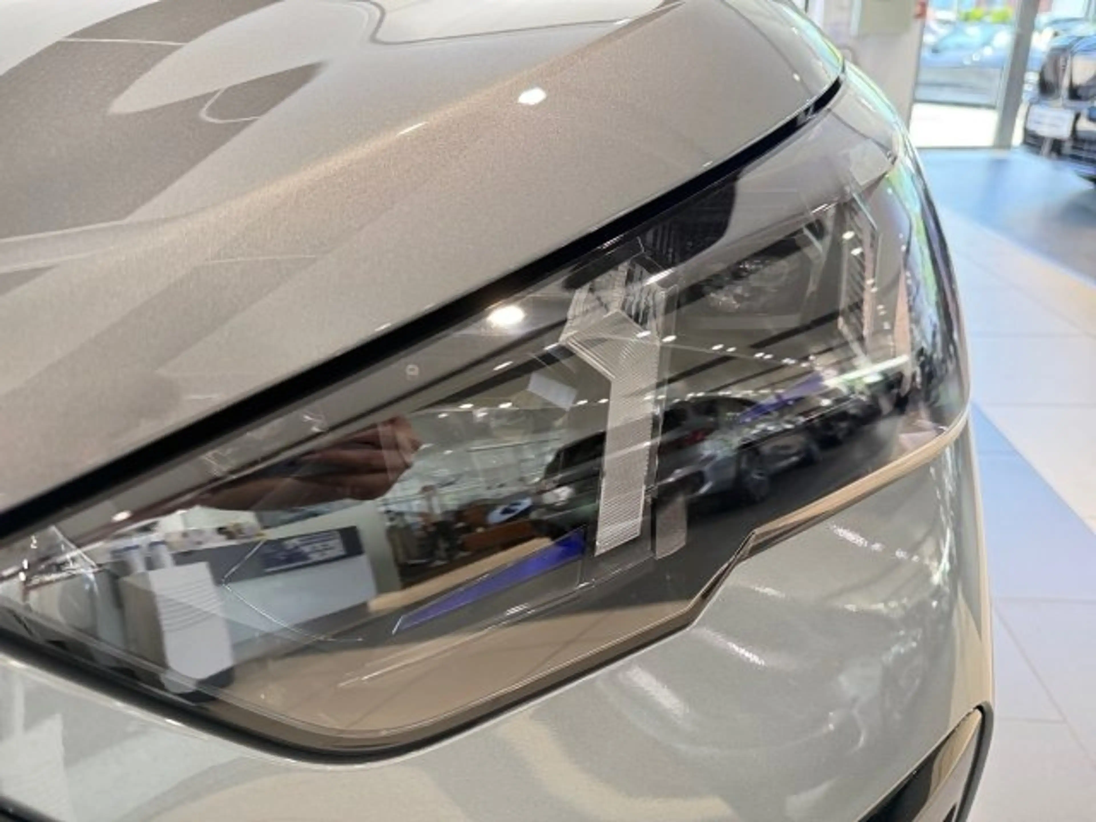 BMW iX2 eDrive20 U10 HB0 — photo 7