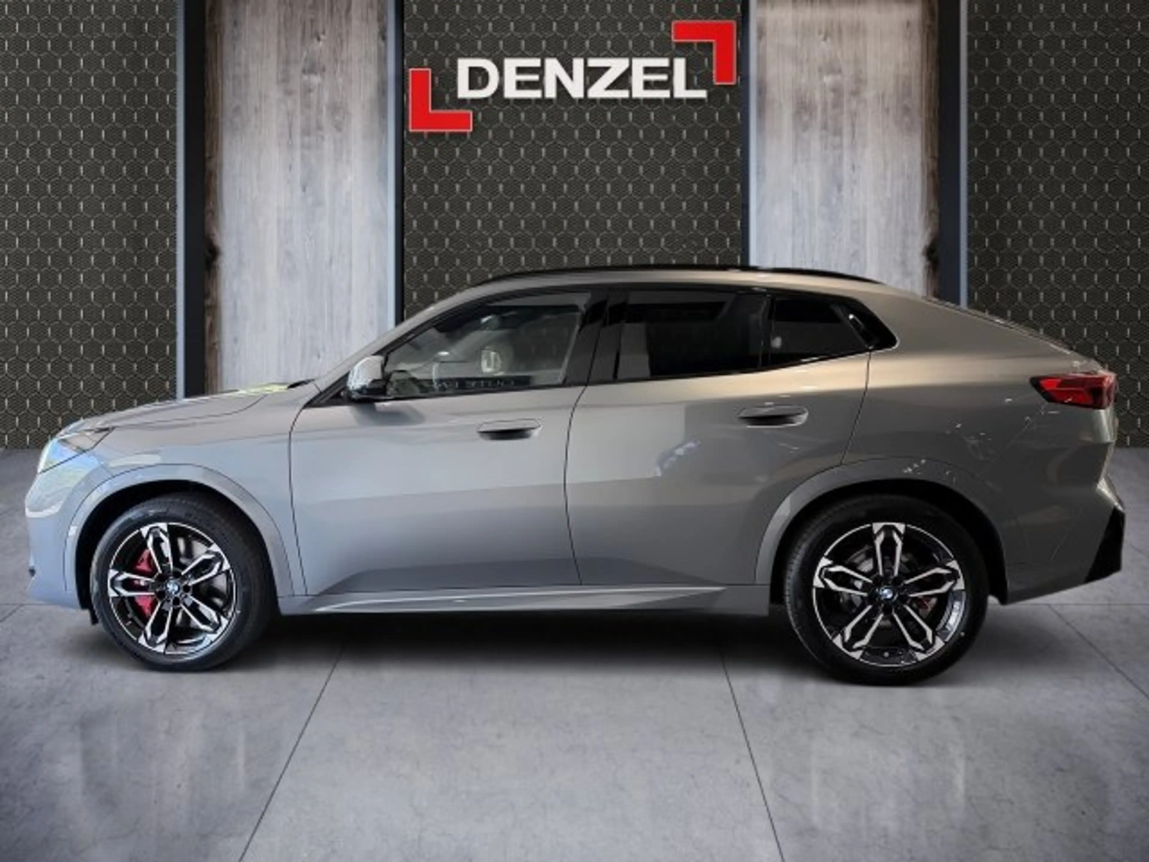 BMW iX2 eDrive20 U10 HB0 — photo 5