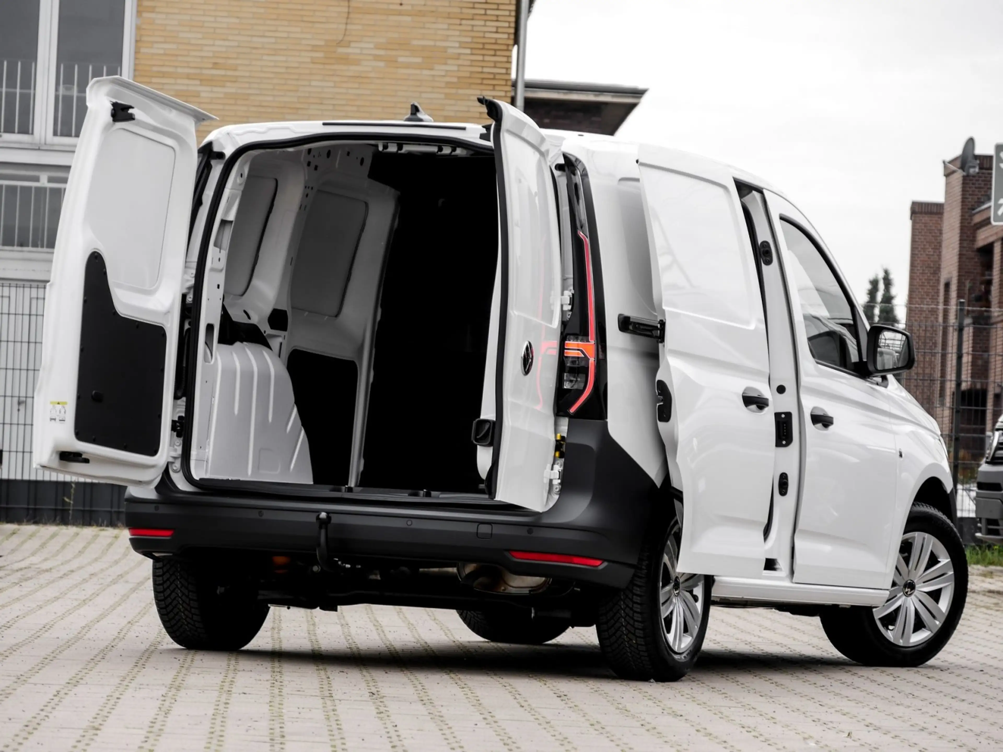 Volkswagen Caddy Maxi Cargo neues Modell 2.0 TDI LED App-Connect... — photo 8