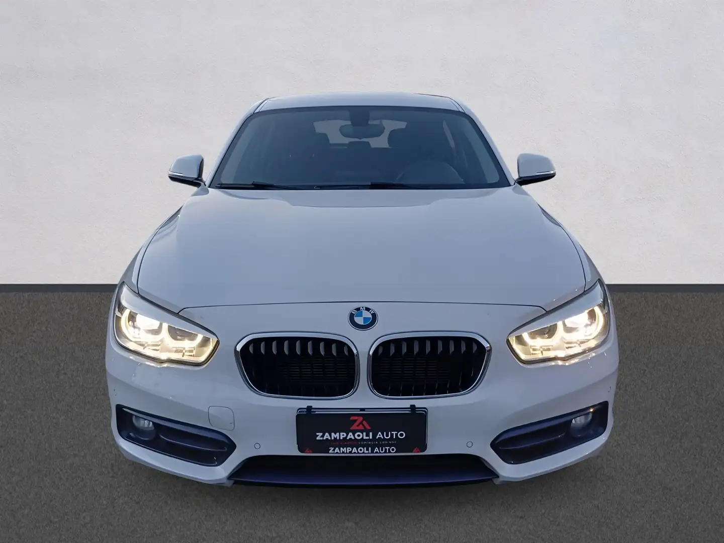 BMW 118 Serie 1 F/20-21 2015 118d Sport 5p auto Bianco - 2