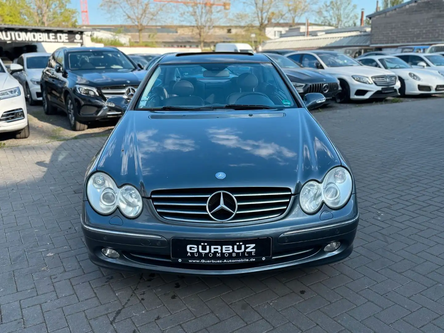 Mercedes-Benz CLK 320 Avantgarde*Leder*Glasdach*PTS Grau - 2