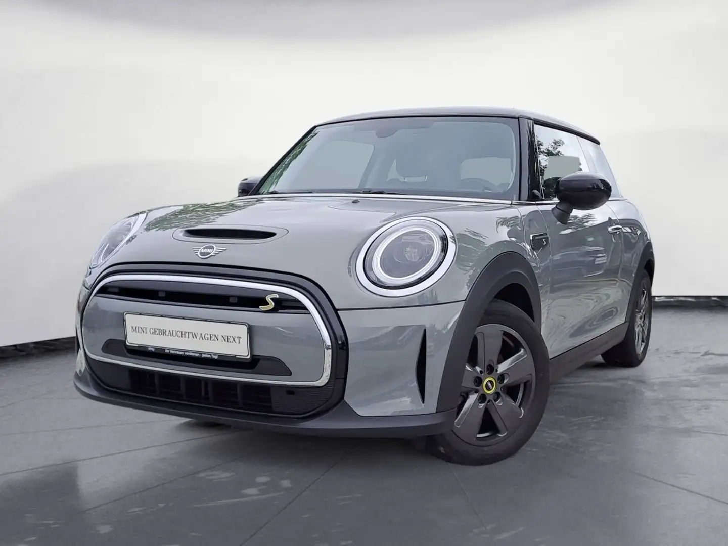 MINI Cooper SE . Essential Trim Navi PDC Sportsitze Grau - 2