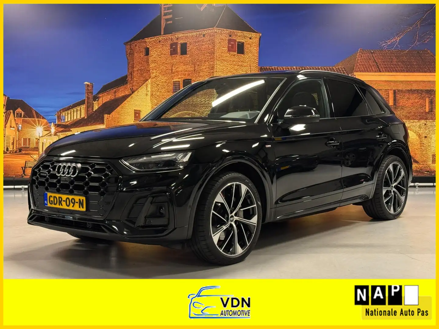 Audi Q5 55 TFSI-e Quattro S Edition Full Options Panodak B Zwart - 1