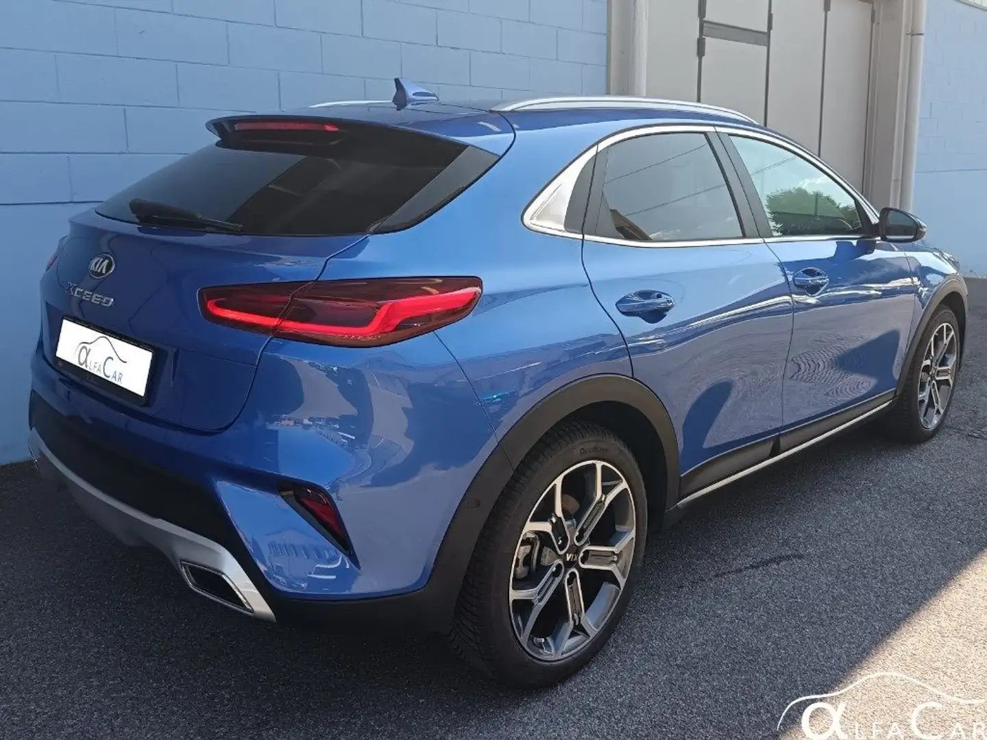 Kia XCeed 1.6 GDi 141 CV PHEV DCT High Tech Blu/Azzurro - 2