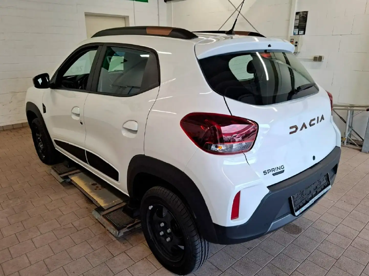 Dacia Spring Electric Extreme 65 CCS - Kamera Weiß - 2