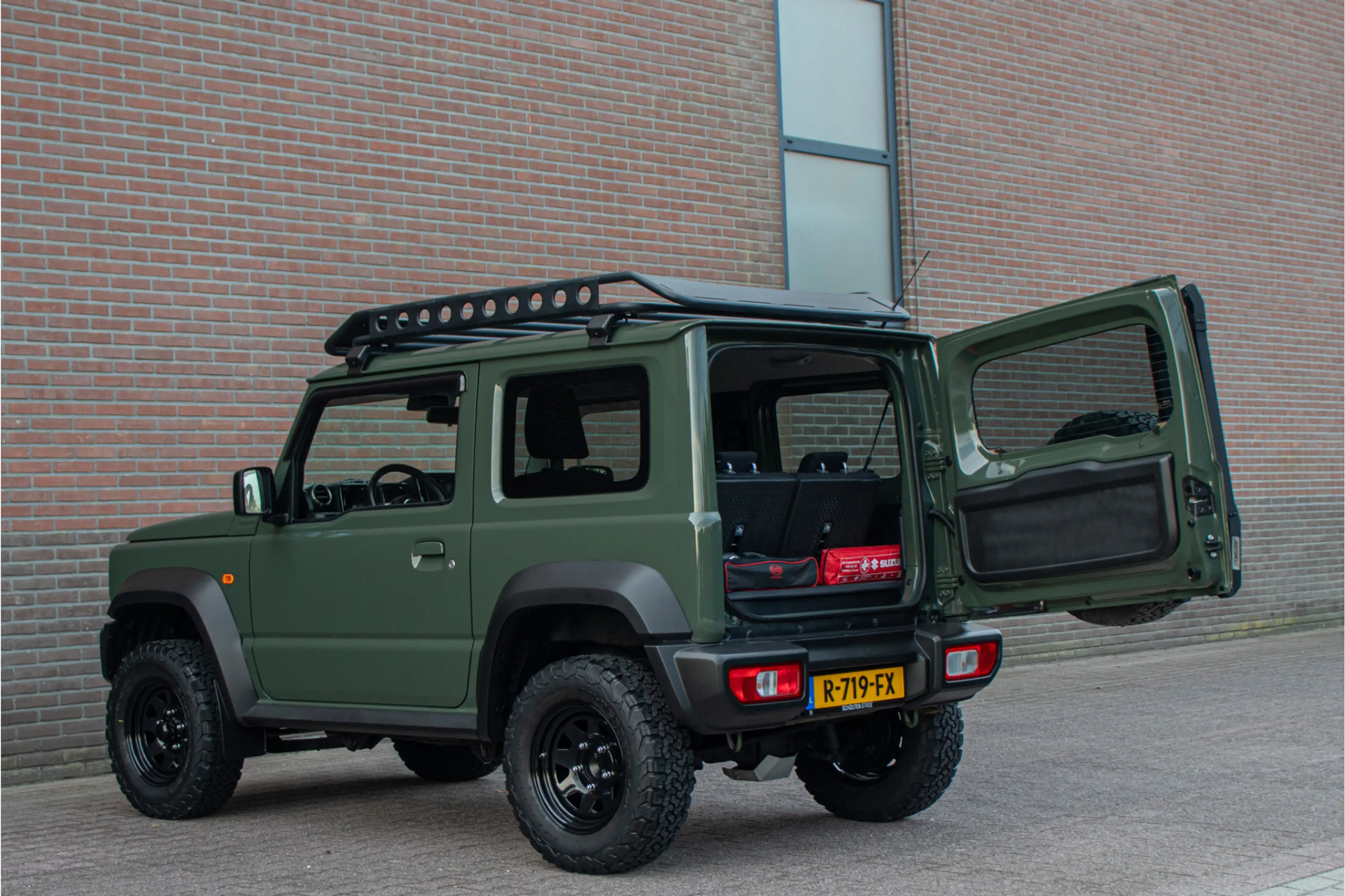 Suzuki Jimny 1.5 Allgrip Stijl, Stoelverwarming, Carplay, Full — photo 26