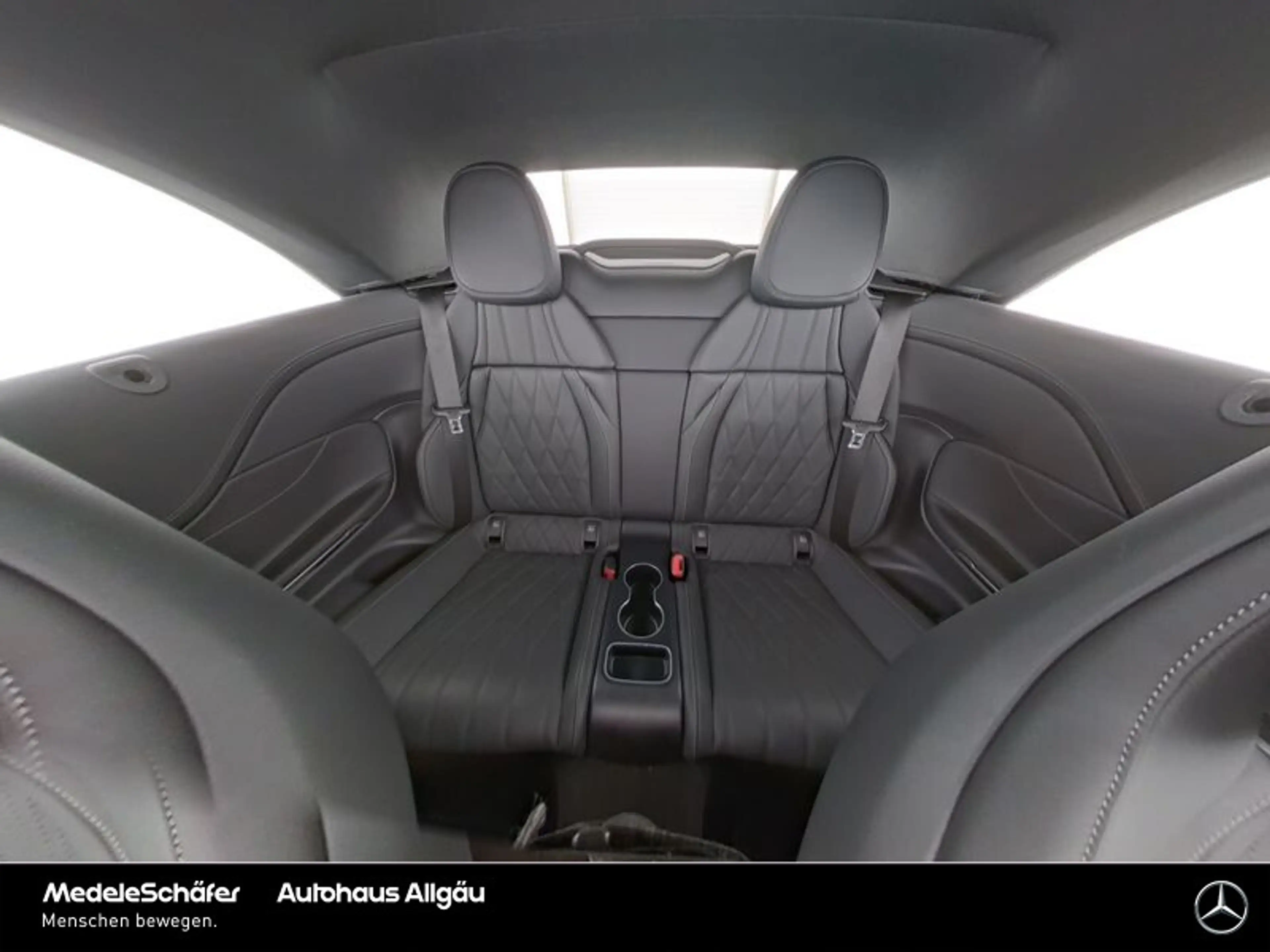 Mercedes-Benz CLE 450 CLE 450 4M AMG 19" Memory Dynamik-Body LEDER Dist — photo 6