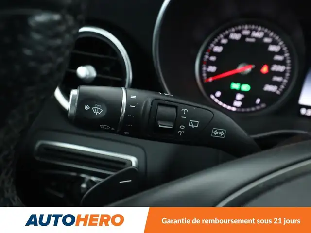 Mercedes-Benz C-Class view 22