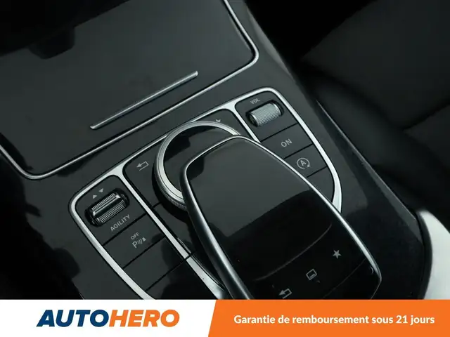 Mercedes-Benz C-Class view 29