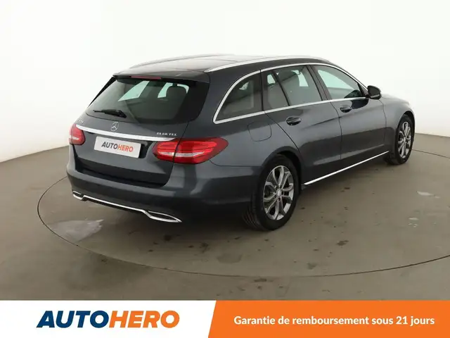 Mercedes-Benz C-Class view 6