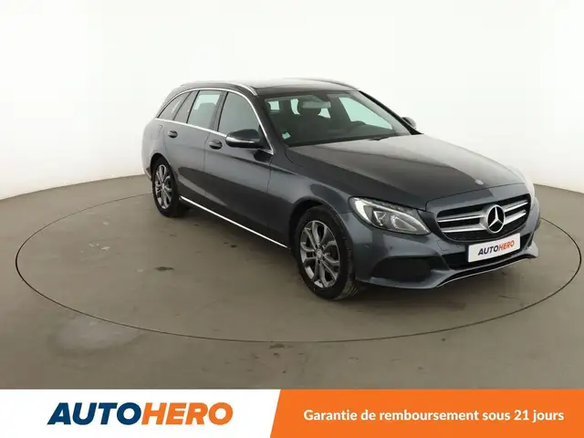 Mercedes-Benz C-Class view 8