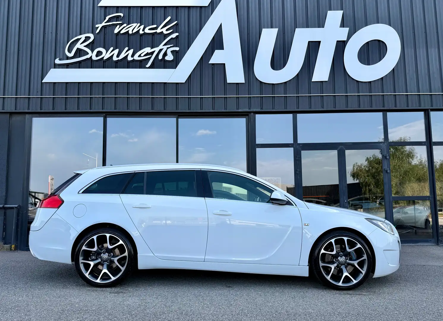 Opel Insignia Insignia Sports Tourer OPC 2.8 V6 Turbo 325ch Blanc - 1