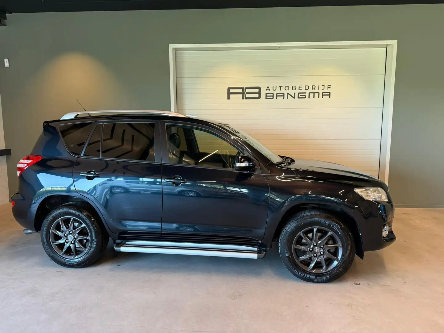 Toyota RAV 4 2.0 VVTi DYNAMIC 2WD/CLIMA AIRCO/NAVIGATIE/LEDEREN Grijs - 2