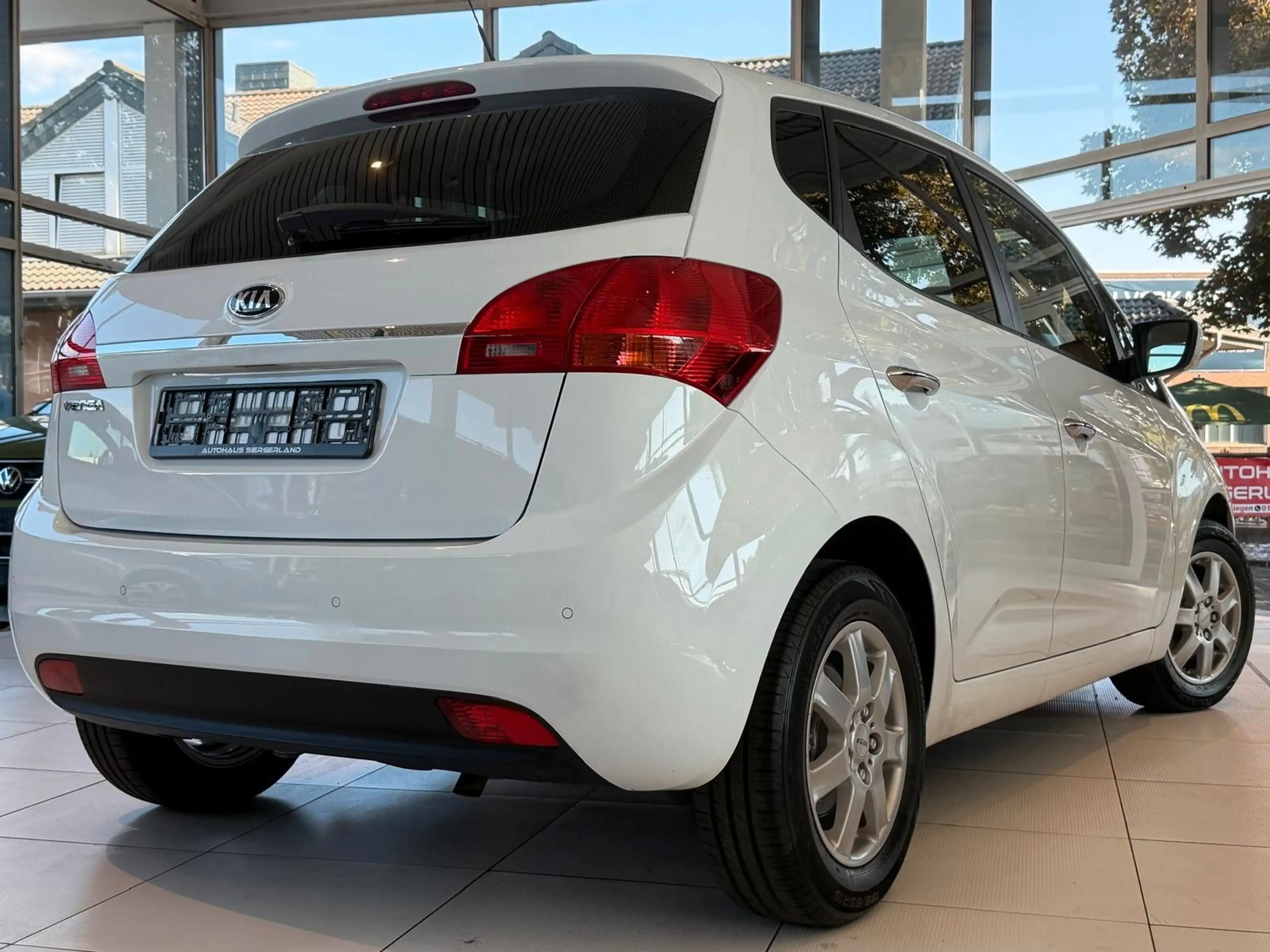 Kia Venga Dream Team/SHZ/bluetooth/Klimaautomatik — photo 4