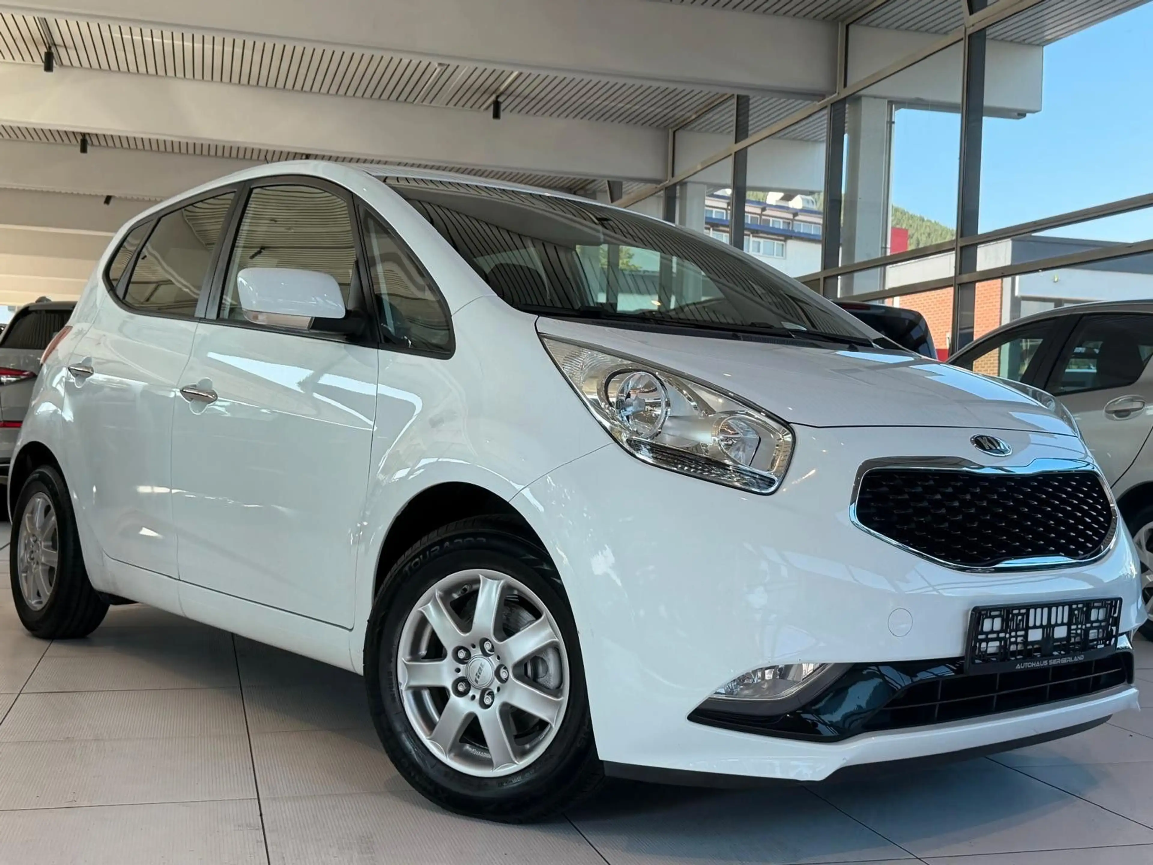 Kia Venga Dream Team/SHZ/bluetooth/Klimaautomatik — photo 3