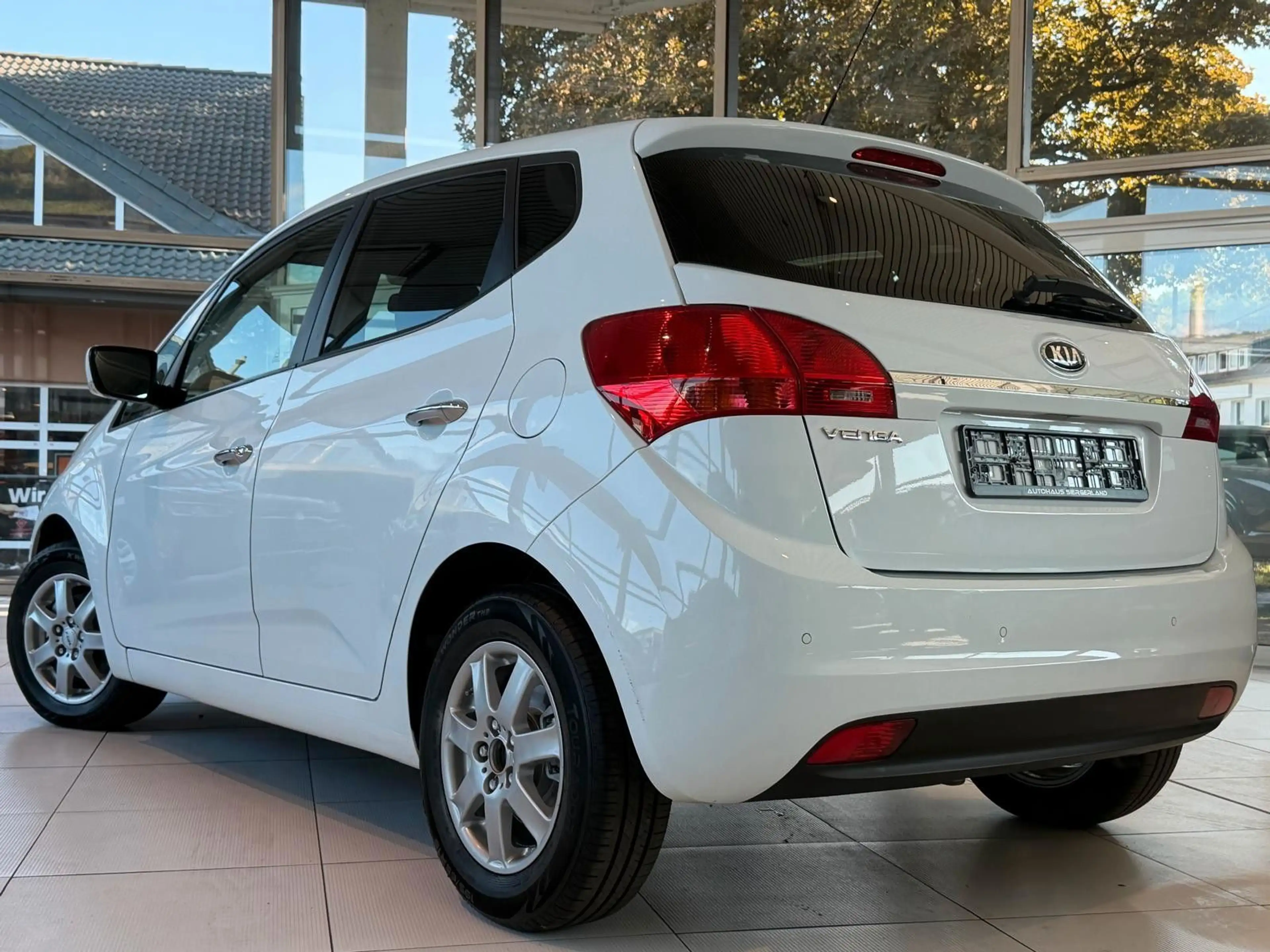 Kia Venga Dream Team/SHZ/bluetooth/Klimaautomatik — photo 5