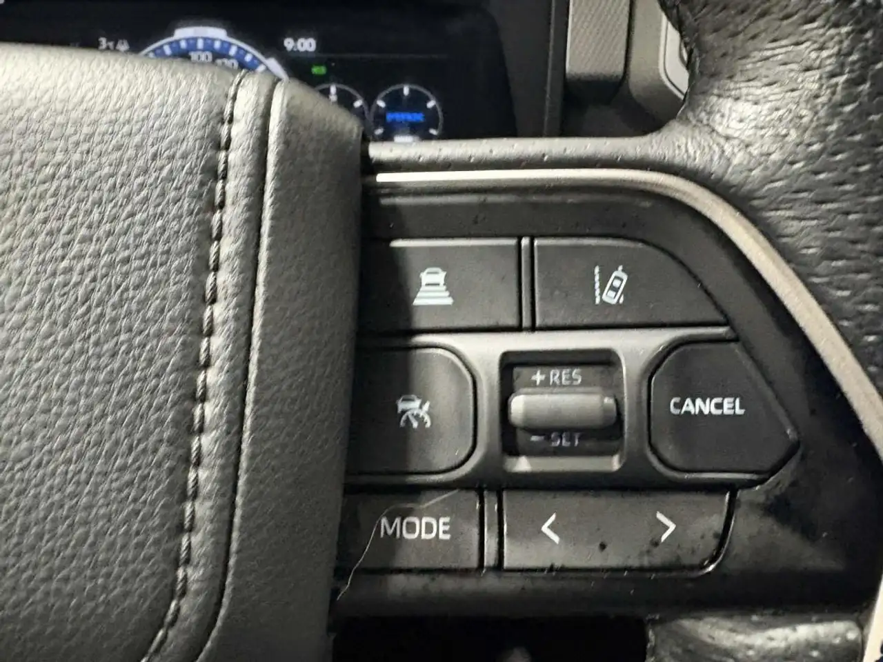 Toyota Tundra снимка Toyota Tundra